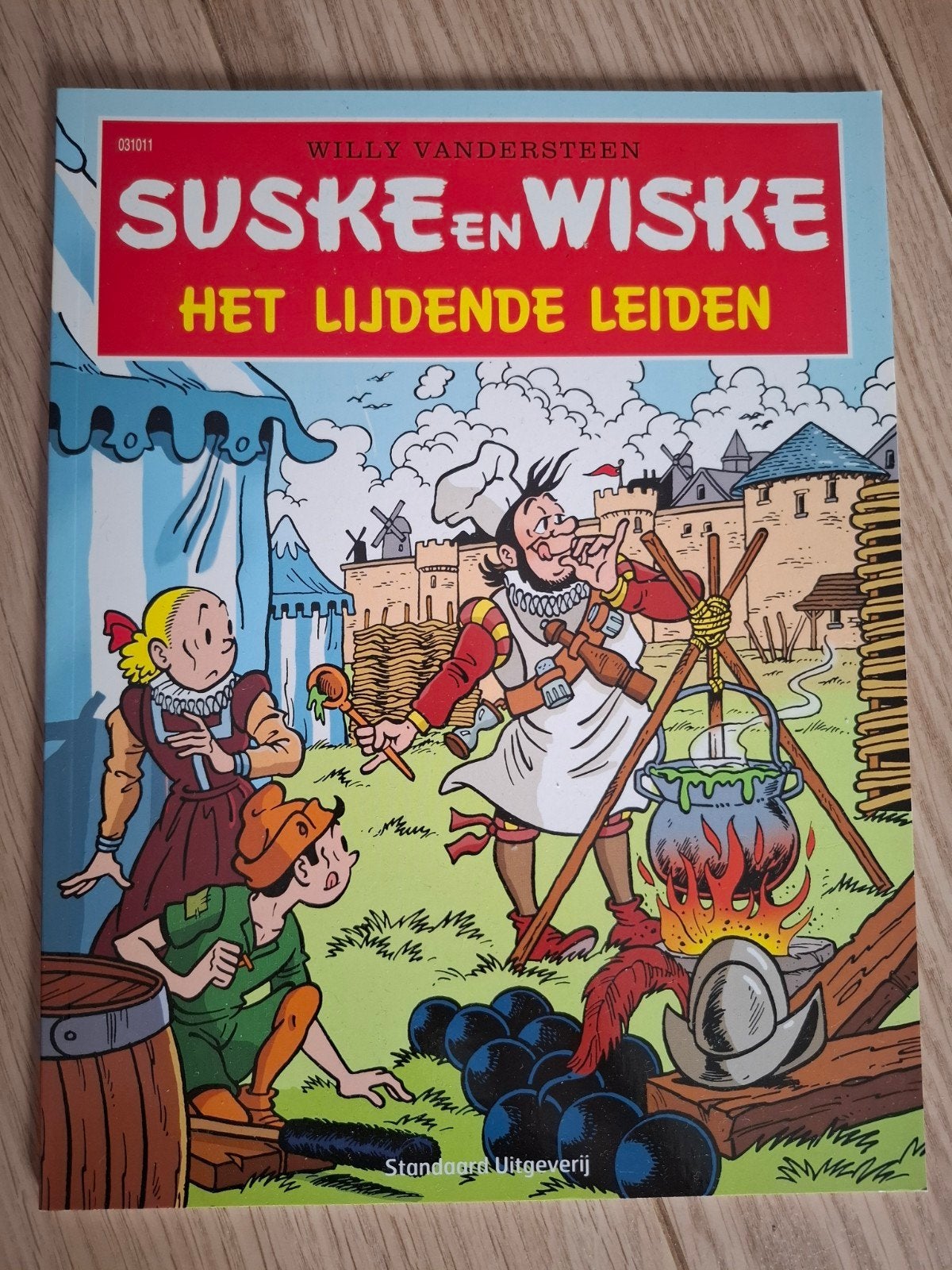 Suske en Wiske - Het Lijdende Leiden nummer 031011, Boeken, Willy Vandersteen, Eén stripboek, Ophalen of Verzenden, Zo goed als nieuw