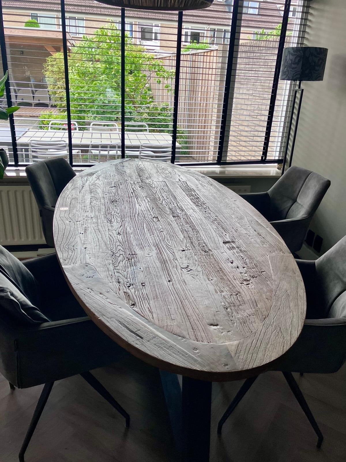 Riviera Maison ovale eettafel met metalen onderstel, Huis en Inrichting, Tafels | Eettafels, Ophalen, Zo goed als nieuw, Ovaal