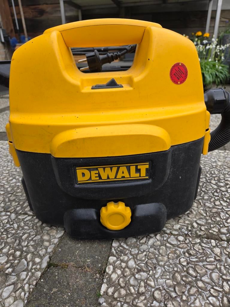 DeWalt DC500 Stofzuiger, Ophalen