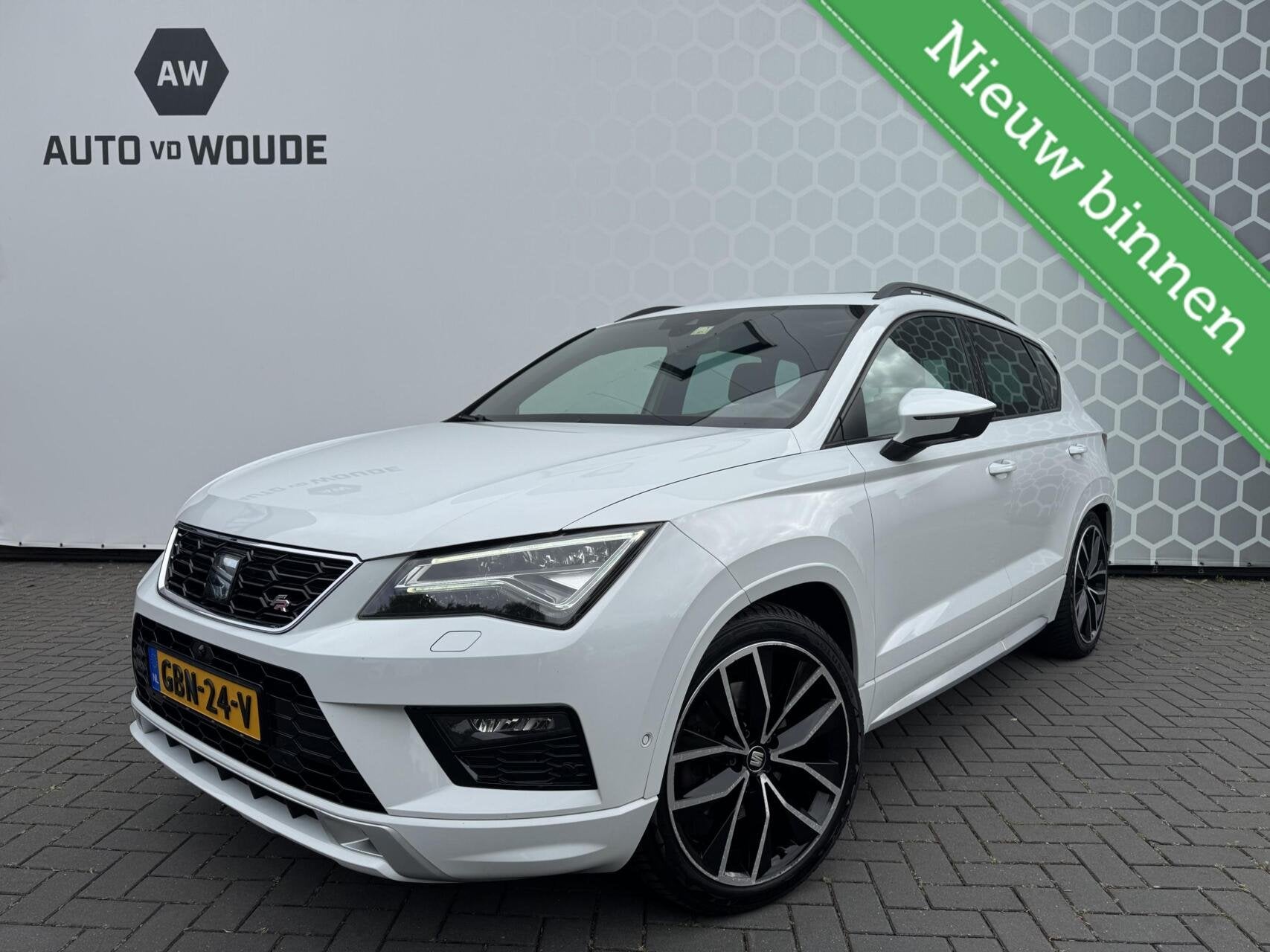 Seat Ateca 2.0 TSI FR 4DRIVE Panoramadak 360 Camera Carplay, Auto's, Seat, Automaat, Gebruikt, Ateca, Wit