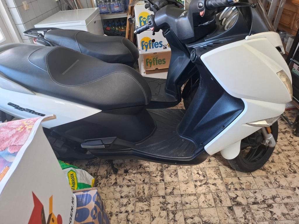 Peugeot scooter te koop - Ziet er goed uit!, Fietsen en Brommers, Ophalen, Gebruikt, Overige modellen, Maximaal 45 km/u