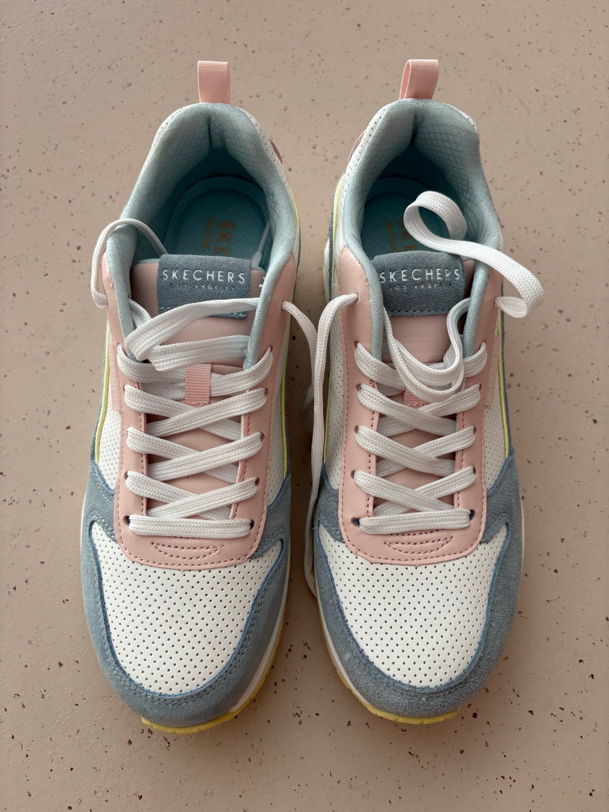 Skechers Sneakers maat 40 - Nieuw, Kleding | Dames, Wit, Nieuw, Ophalen of Verzenden, Sneakers of Gympen