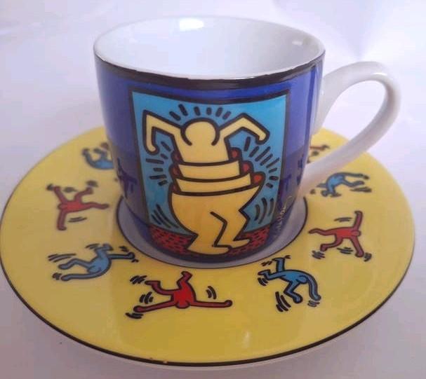 Keith Haring espresso kopje en schoteltje van Konitz, Overige materialen, Ophalen of Verzenden, Zo goed als nieuw, Overige stijlen