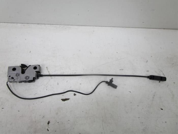 Slotmechaniek Motorkap Skoda Fabia (22739319), Ophalen of Verzenden, Gebruikt
