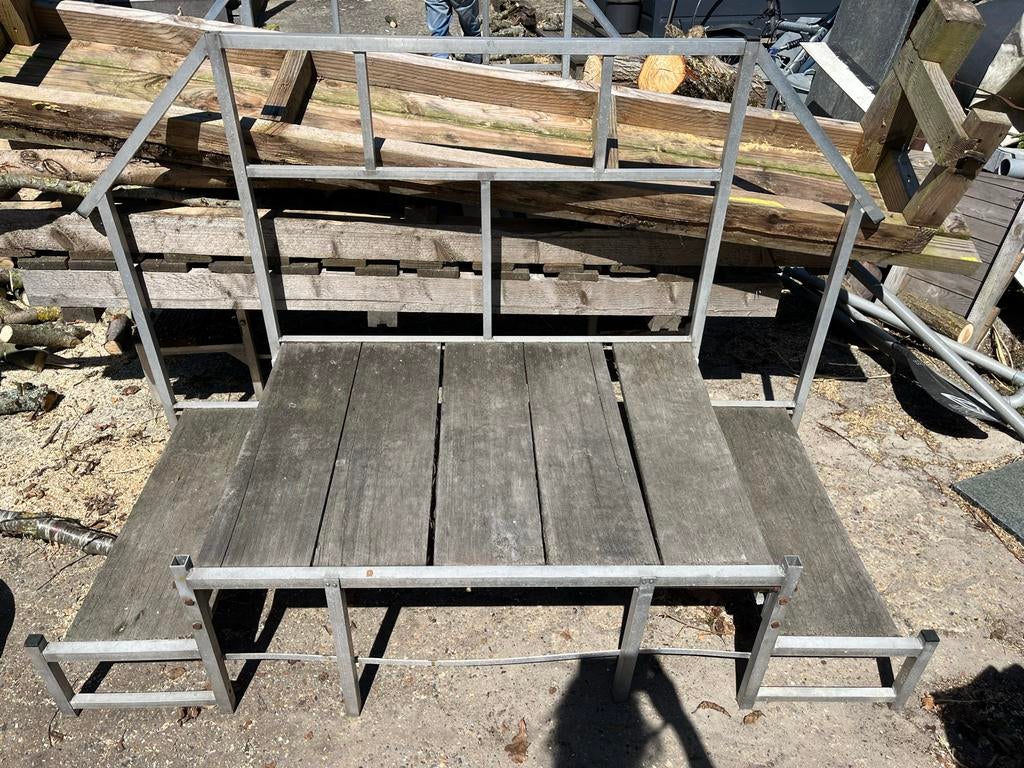 2 stevige caravan trappetjes, Ophalen, Gebruikt