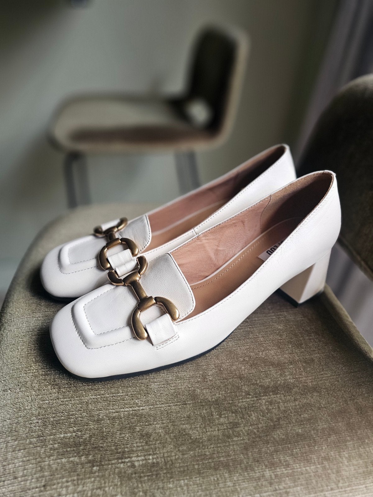 Bibi Lou Loafers - Zo goed als nieuw - Maat 40, Kleding | Dames, Schoenen, Bibi Lou, Ophalen of Verzenden, Zo goed als nieuw, Wit
