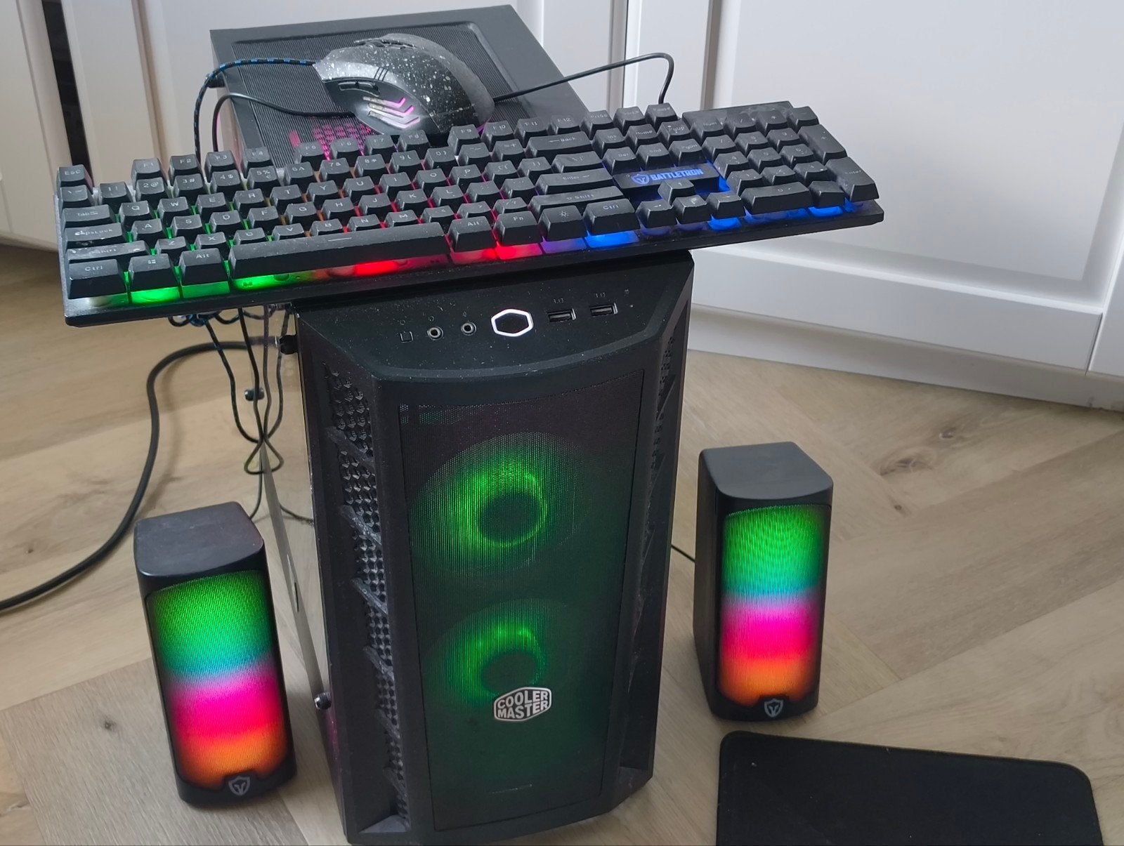 Game PC i5-9400F, 8GB RAM, 500GB NVMe, GTX 1650 SUPER, Ophalen, Gebruikt, 8 GB, SSD