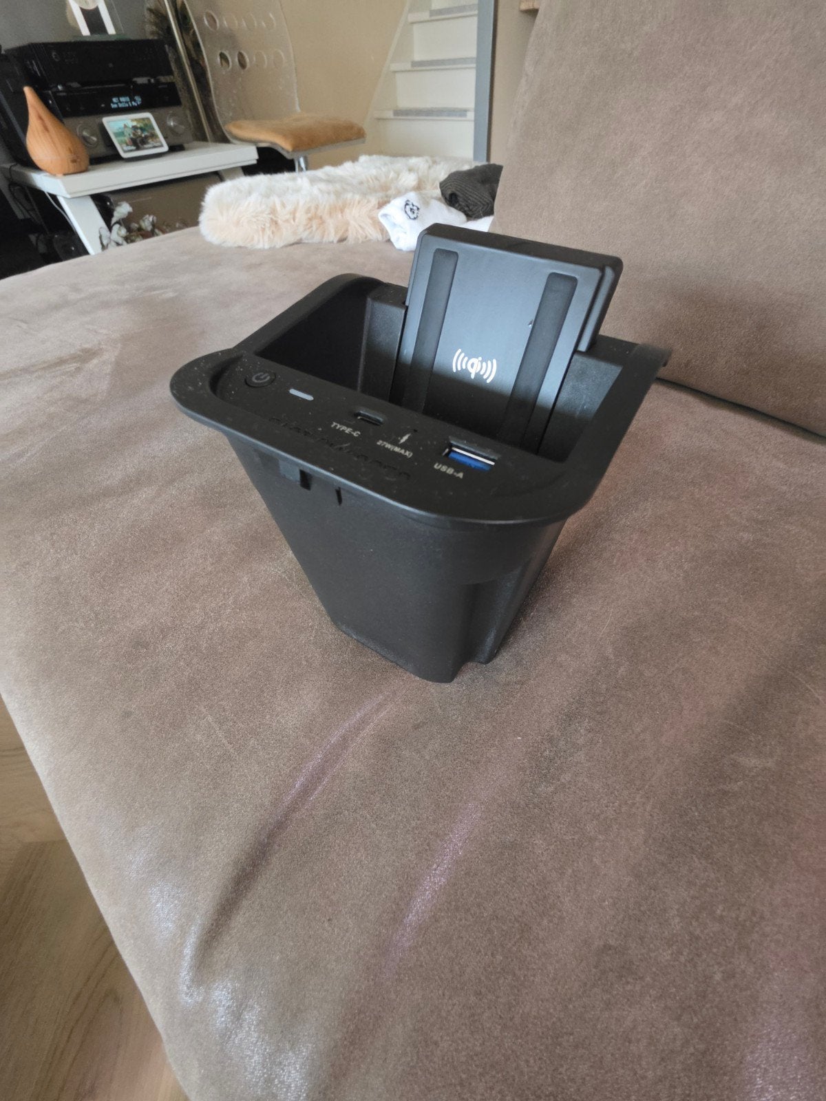 Te koop draadloze lader voor mercedes w117, Ophalen of Verzenden