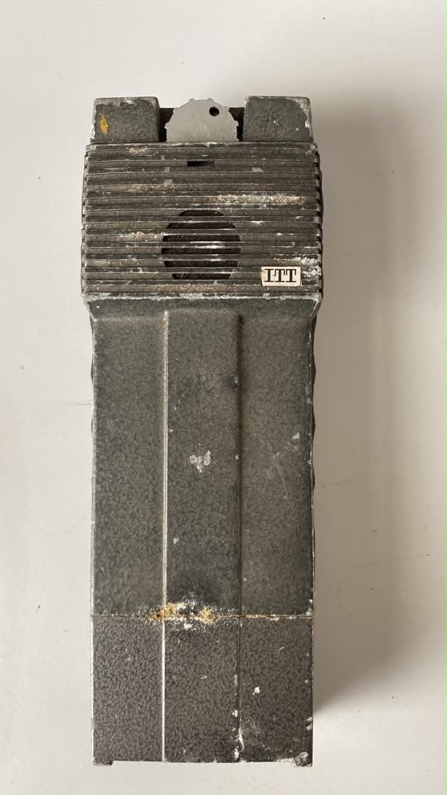 Vintage ITT-F-401 portofoon, Telecommunicatie, Ophalen of Verzenden, Gebruikt