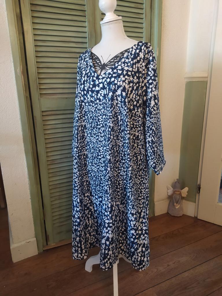 Grote maat tuniek blauw wit, Kleding | Dames, Grote Maten, Ophalen of Verzenden, Zo goed als nieuw, Blauw, Blouse of Tuniek