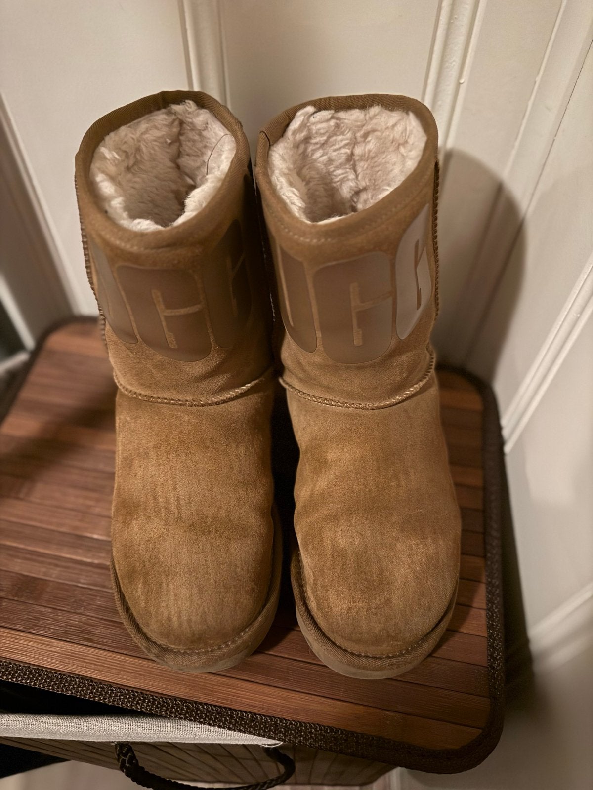Bruine Uggs met schapenvacht gevoerd, maat 38, Bruin, Lage of Enkellaarzen, Ophalen of Verzenden, Zo goed als nieuw