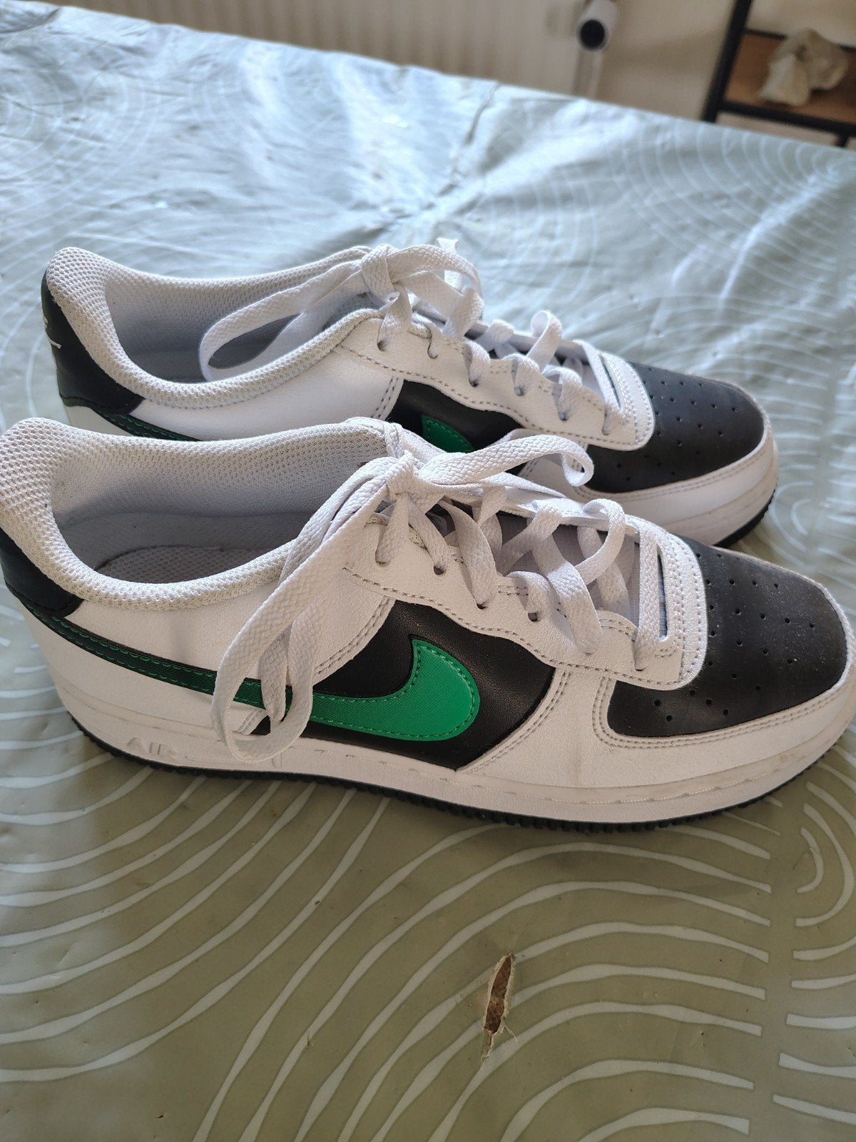 Nike Air Sneakers - Maat 39, Kleding | Dames, Schoenen, Gedragen, Sneakers of Gympen, Wit, Ophalen of Verzenden