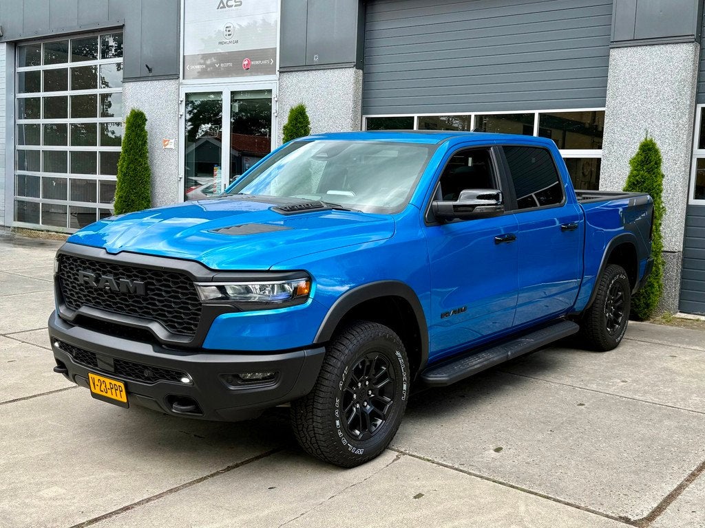 Dodge Ram 1500 Rebel 3.0 SST Hurricane Twin Turbo (Geen BPM), Auto's, Automaat, 2404 kg, 2993 cc, Blauw