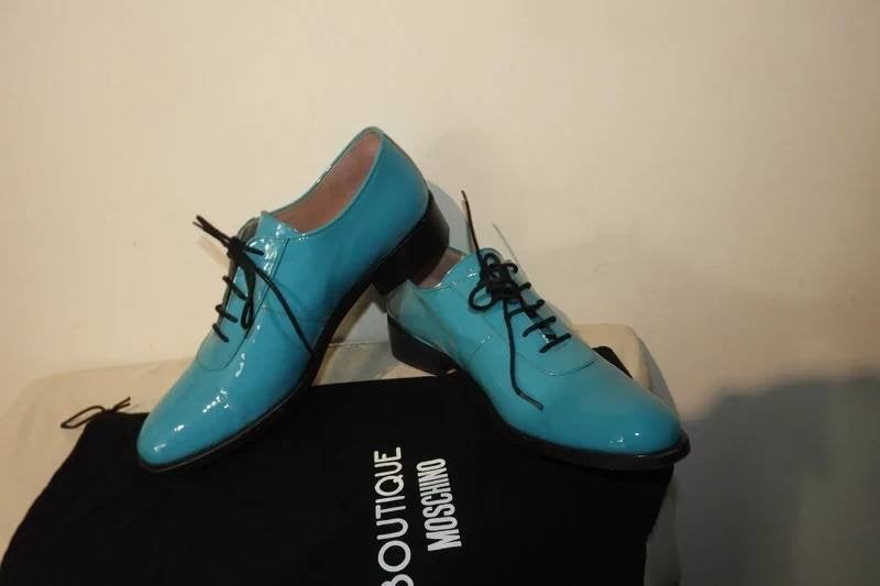 Boutique Moschino turquoise azuur blauwe veter schoenen 37, Overige typen, Zo goed als nieuw, Boutique Moschino, Verzenden