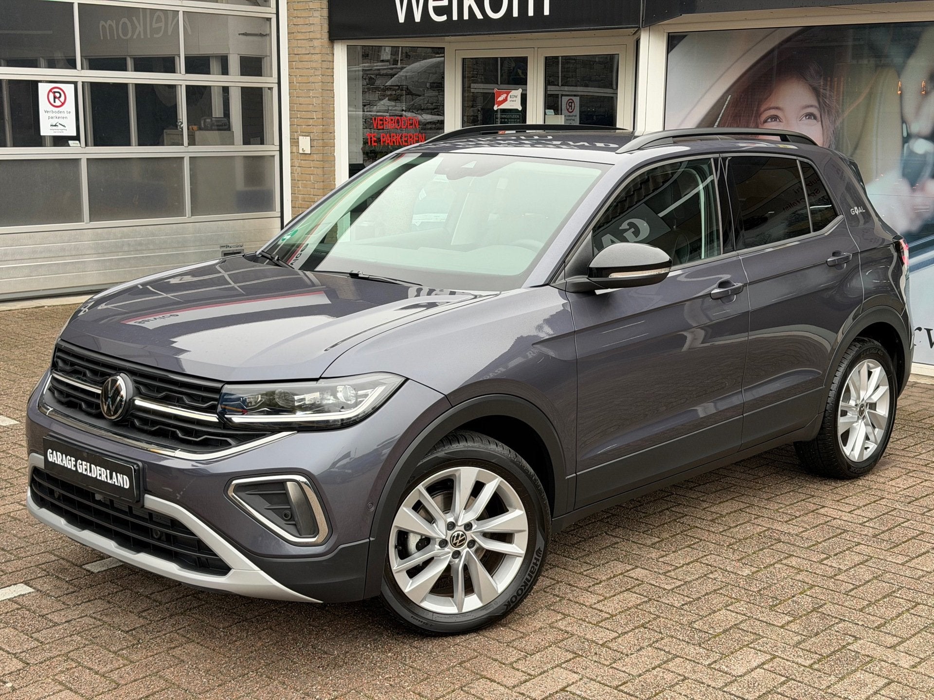 Volkswagen T-Cross TSI Style | Bi-Xenon | Full-Led | Gr.Navi, Auto's, Dealer onderhouden, Gebruikt, Zwart, Origineel Nederlands