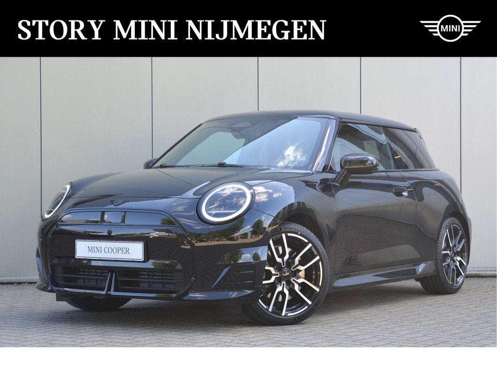 MINI Hatchback Cooper E / JCW / Pakket XL / 18 inch JCW Lap, Stof, Huisgarantie, Met garantie (alle), 4 stoelen