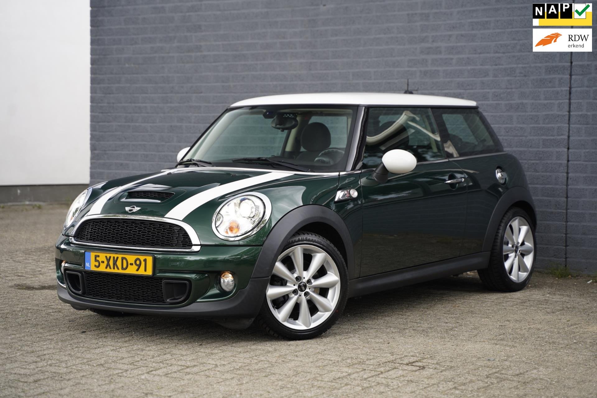 Mini Mini 1.6 Cooper S Chili 185pk, Cruise Control, NAP, Auto's, Voorwielaandrijving, Euro 5, Gebruikt, Zwart