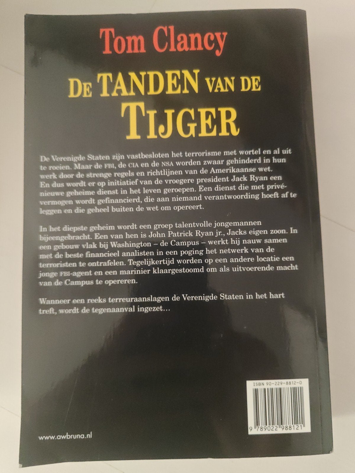 Tom Clancy - De tanden van de tijger, Boeken, Ophalen of Verzenden, Zo goed als nieuw, Tom Clancy