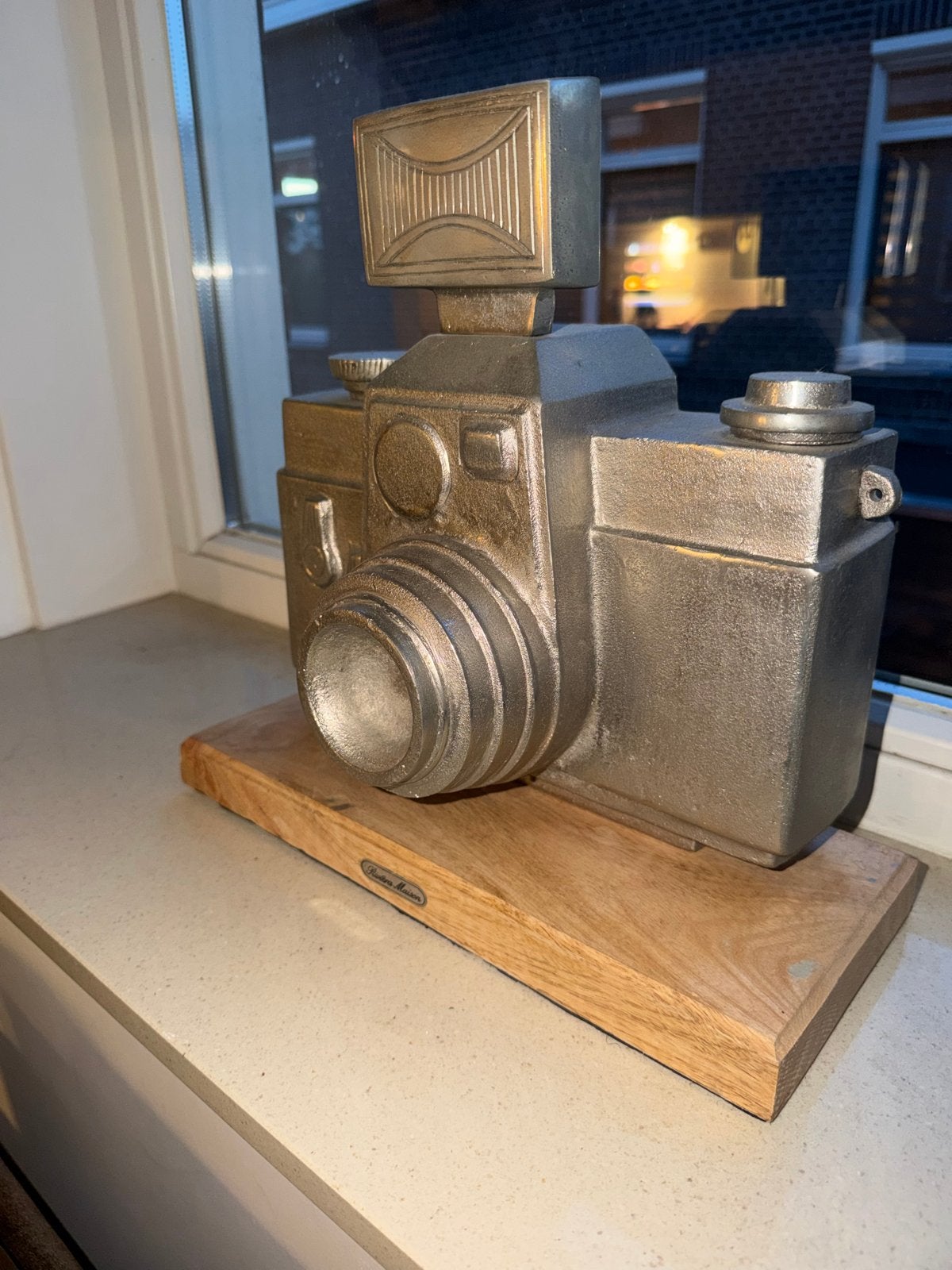 Riviera Maison decoratieve camera op houten voet, Ophalen, Metaal, Zilver, Landelijk