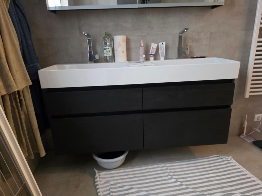 Primabad keramiewastafel met beschadiging gratis af te halen, Doe-het-zelf en Verbouw, Sanitair, Ophalen, Wastafel