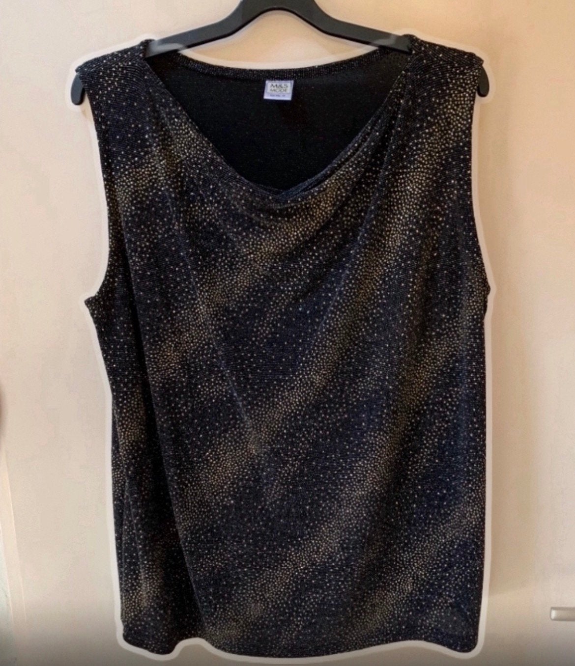 Zwarte glitters top. Maat 52. Merk, Kleding | Dames, Zwart, Maat 46/48 (XL) of groter, Ophalen of Verzenden, Zonder mouw