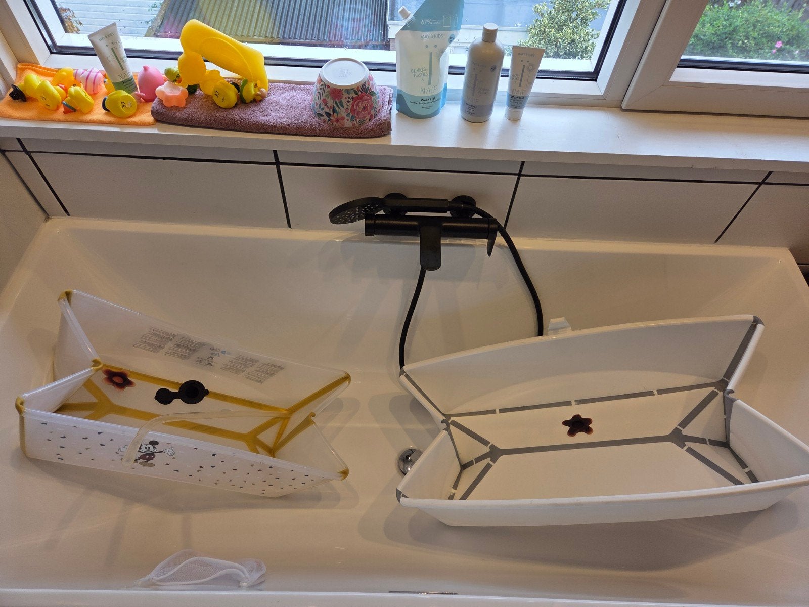 Complete Stokke Flexi Bath Set: XL + Mickey + Stand, Kinderen en Baby's, Gebruikt, Badje, Standaard, Ophalen