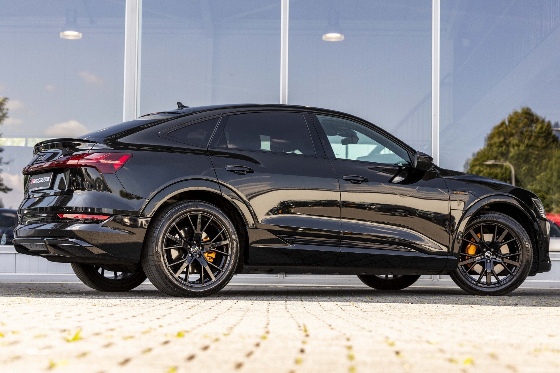 Audi e-tron Sportback 55 quattro S edition 95 kWh | Pano | B, 12 maanden, Zwart, 95 kWh, Zwart