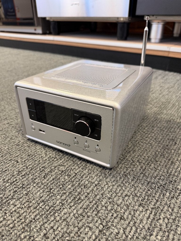 Sonoro Relax Internetradio (Zilver), Ophalen of Verzenden, Zo goed als nieuw, Radio