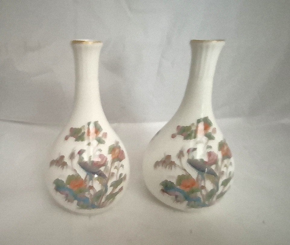 Wedgwood Kutani Crane vaasjes met goudrand, Overige typen, Ophalen of Verzenden, Zo goed als nieuw, Overige stijlen