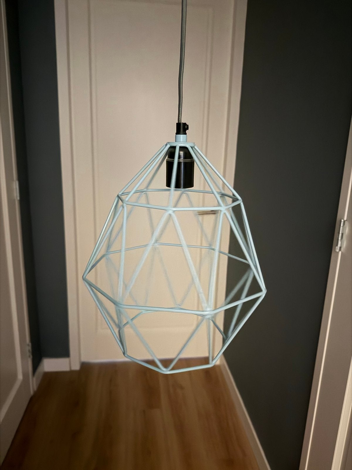 Kidsdepot wire hanglamp - Lichtblauw metaal, Ophalen of Verzenden, Zo goed als nieuw, Metaal, E27 (groot)