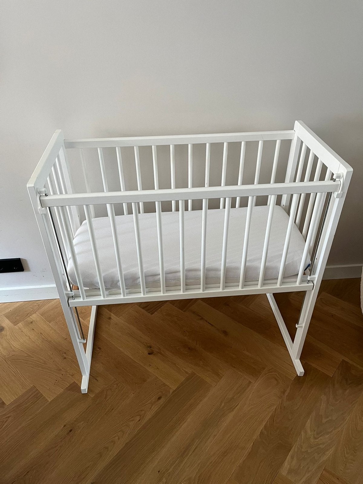 Petit Amelie co-sleeper met matras en Aerosleep set, Kinderen en Baby's, Ophalen of Verzenden, Zo goed als nieuw, Wieg