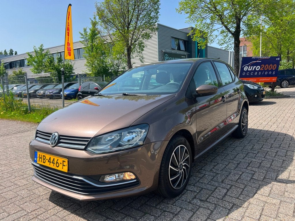 Volkswagen Polo 1.2 TSI Comfortline - AIRCO - CRUISE - NAP !, Stof, 4 cilinders, Bruin, Origineel Nederlands
