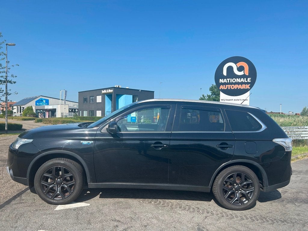 Mitsubishi Outlander | 2015 | 2.0 PHEV Executive Edition X-L, Auto's, Mitsubishi, 1998 cc, Euro 6, 4 cilinders, Leder en Stof