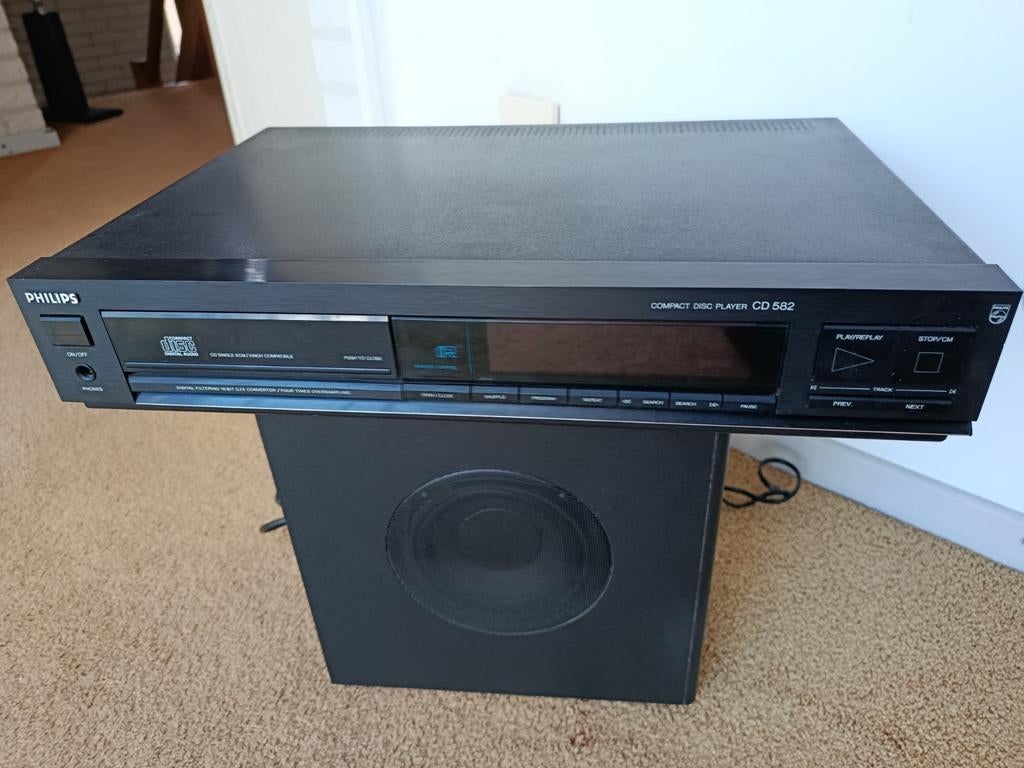 Philips CD582 cd speler vintage, Audio, Tv en Foto, Cd-spelers, Ophalen of Verzenden, Zo goed als nieuw, Philips