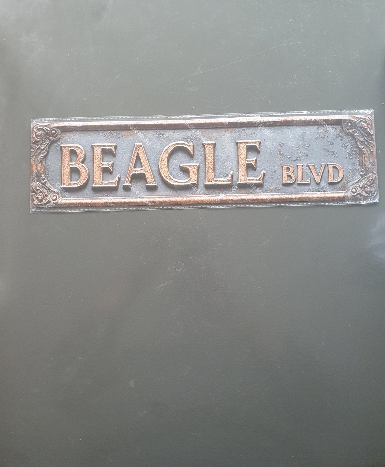 Metalen Beagle Blvd bord 10x40 cm, Ophalen of Verzenden, Metaal