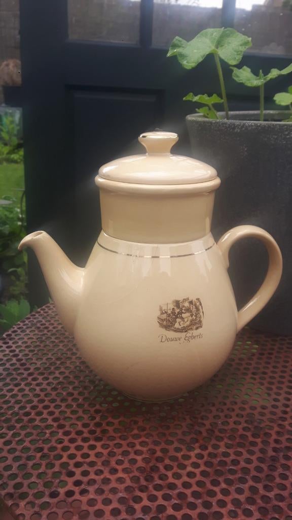 Douwe Egberts koffiepot met filter - in koffiepot zit barst, Ophalen