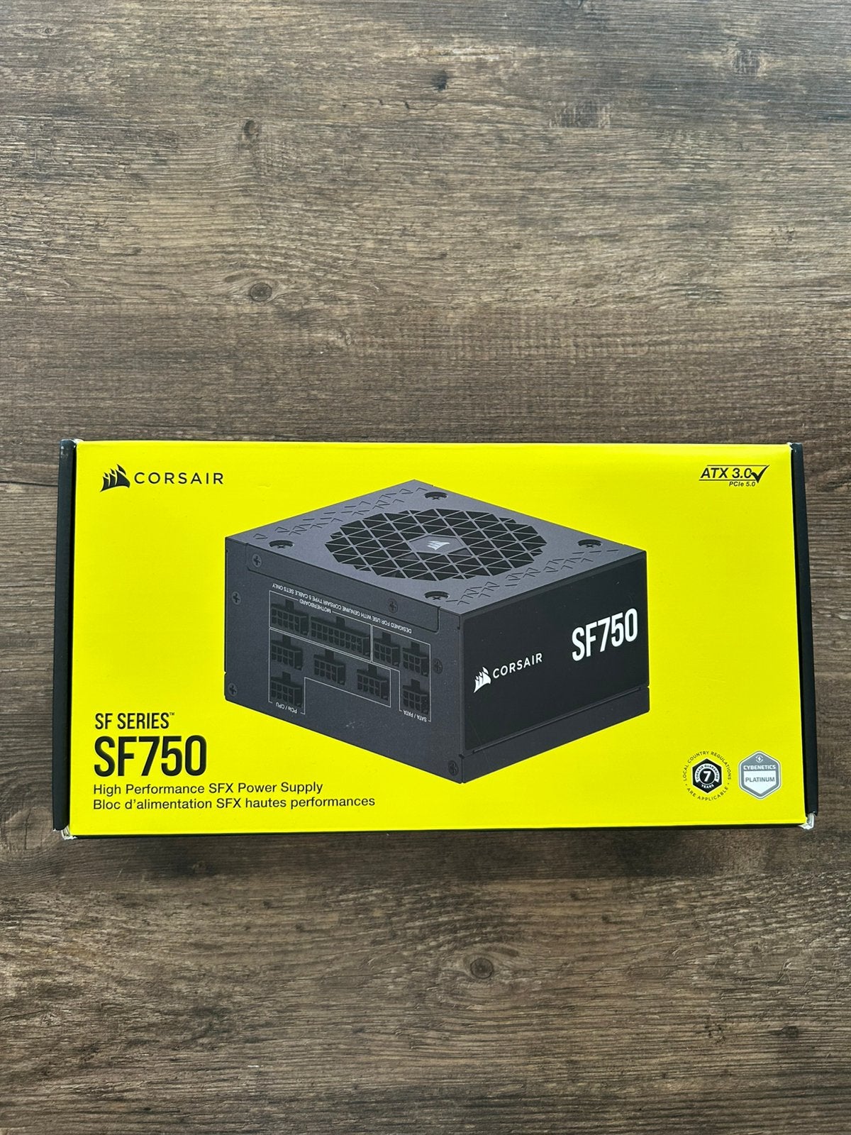 Corsair SF750 (2024)., Ophalen of Verzenden, Zo goed als nieuw