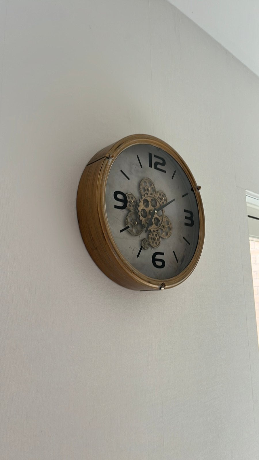 Wandklok met draaiende tandwielen, Ophalen, Zo goed als nieuw, Wandklok