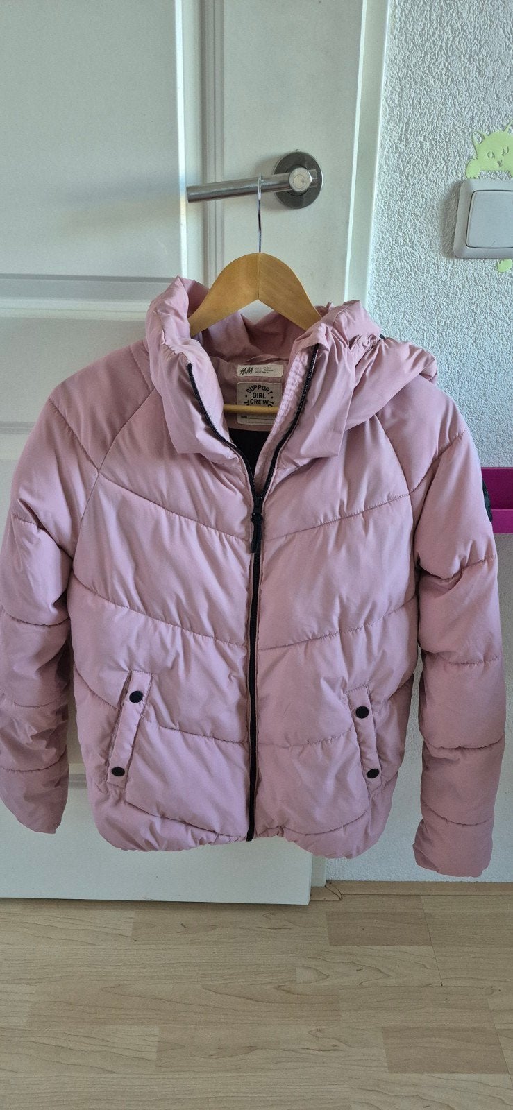Roze H&M Pufferjack met Afneembare Capuchon, Ophalen of Verzenden, Zo goed als nieuw, Meisje, Jas