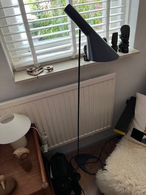 Design Arne Jacobsen AJ vloerlamp voor Louis Poulsen, Huis en Inrichting, Ophalen, Zo goed als nieuw, Metaal, Flos oluce poulsen gispen martinelli artifort vitra panton