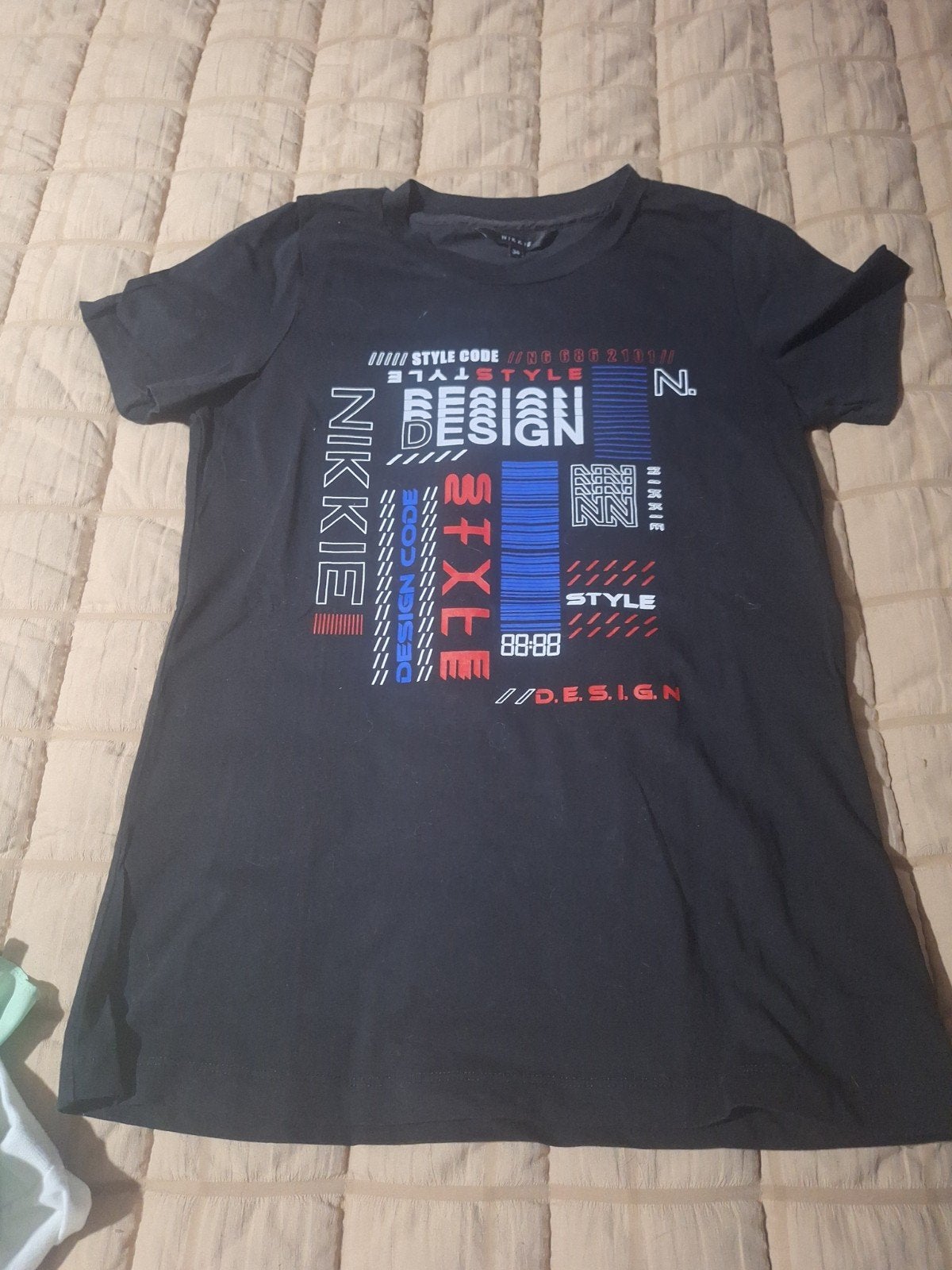 Nikki T-shirt, Ophalen of Verzenden, Zo goed als nieuw, Maat 34 (XS) of kleiner, Korte mouw