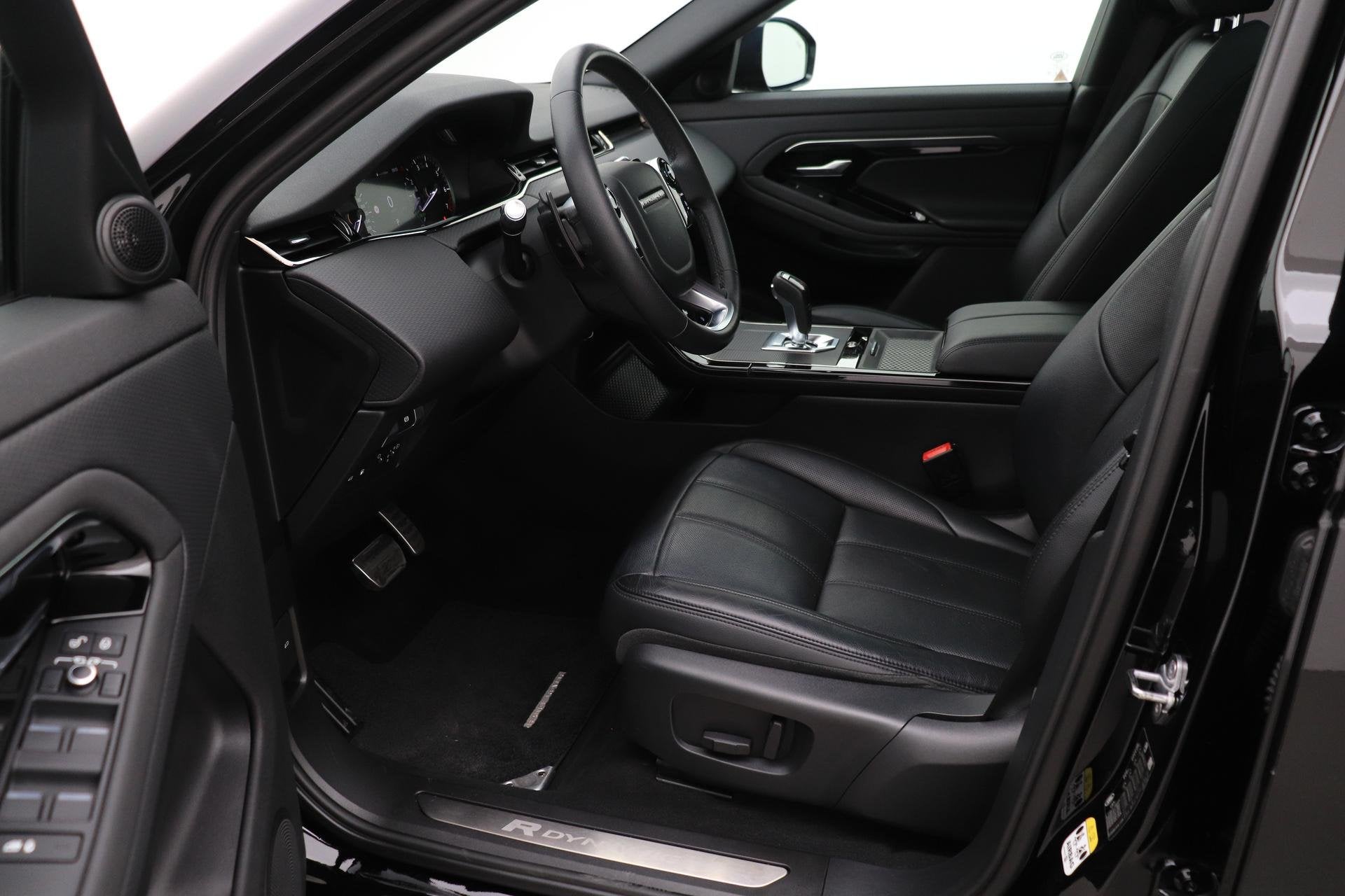 Land Rover Range Rover Evoque P300e R-Dynamic SE | ACC | Pan, Automaat, 309 pk, 15 kWh, Zwart