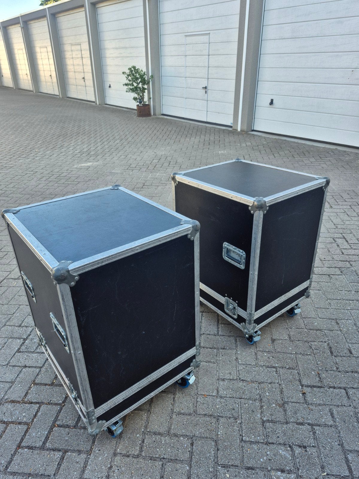 2x Flightcase stolpcase met diverse binnenracks, Muziek en Instrumenten, Behuizingen en Koffers, Ophalen, Gebruikt, Overige instrumenten
