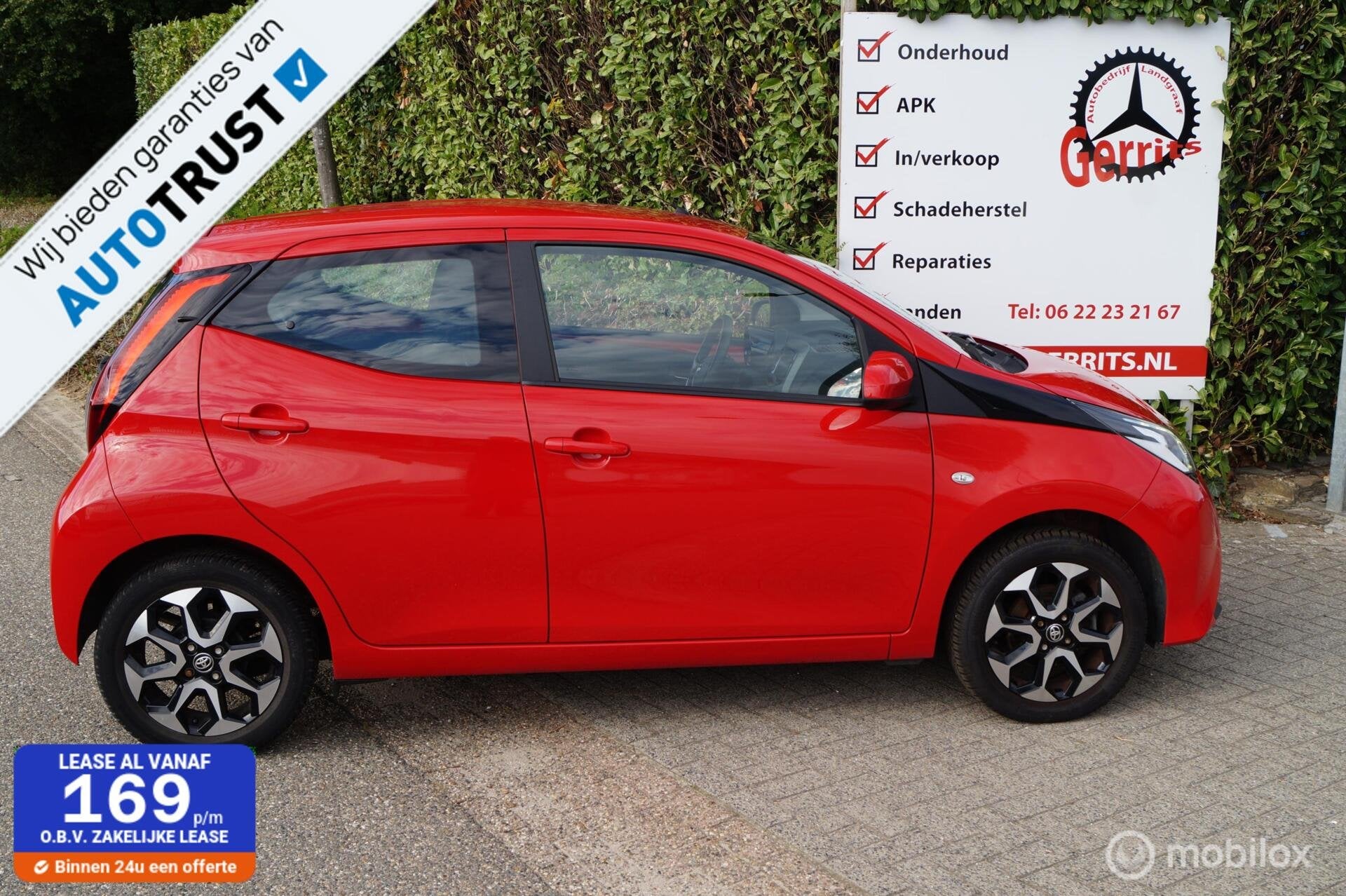 Toyota Aygo 1.0 VVT-i x-joy met weinig km, Auto's, Gebruikt, Euro 6, 4 stoelen, Bedrijf