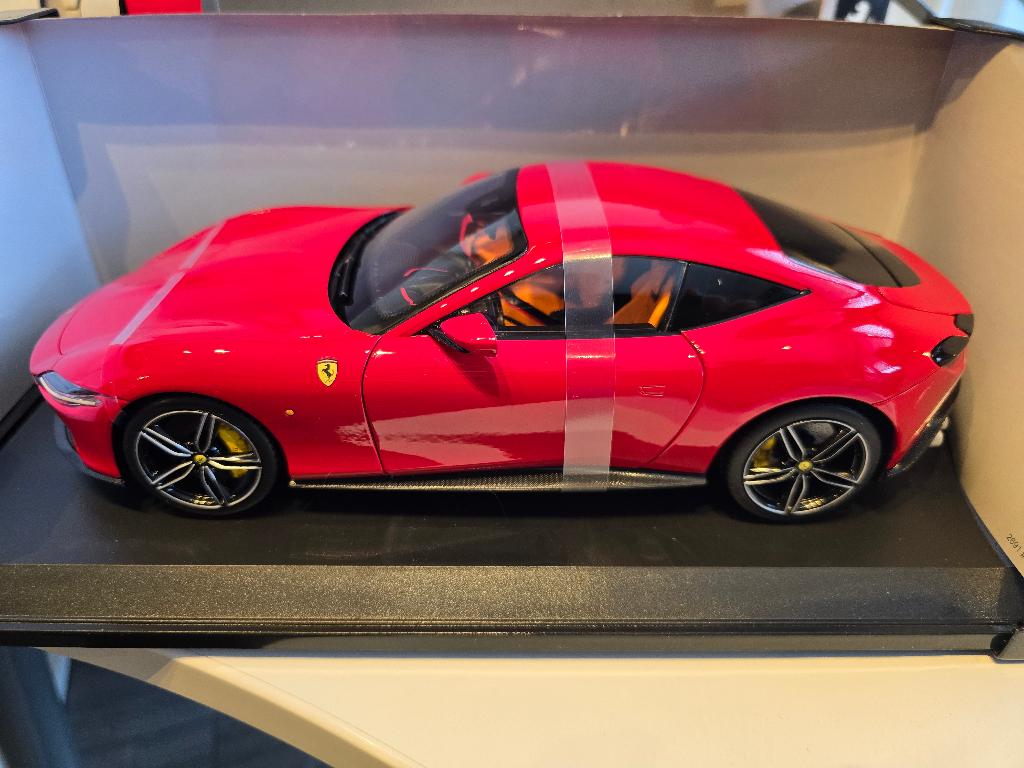Ferrari Roma 1/18, Ophalen of Verzenden, Nieuw, Auto, Overige merken