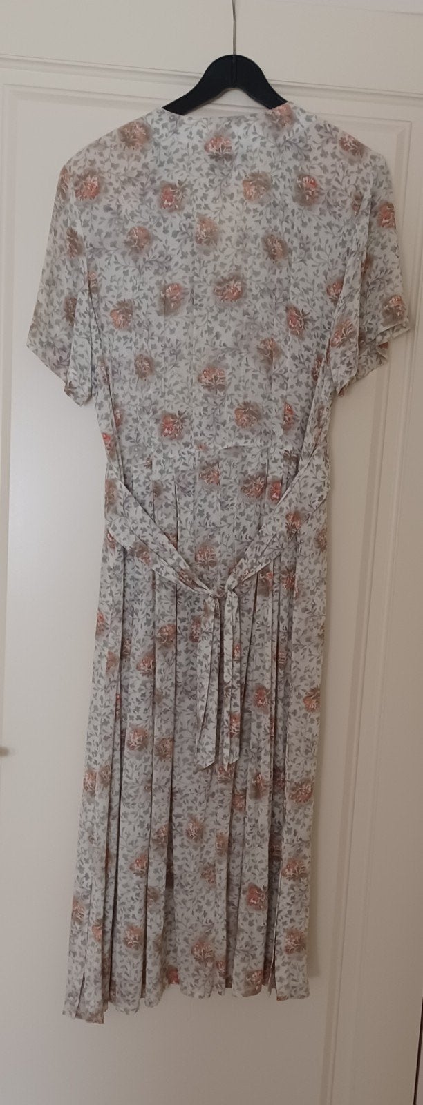 Vintage jaren 40 jurk., Kleding | Dames, Jurken, Maat 38/40 (M), Meerkleurig, Ophalen of Verzenden, Zo goed als nieuw