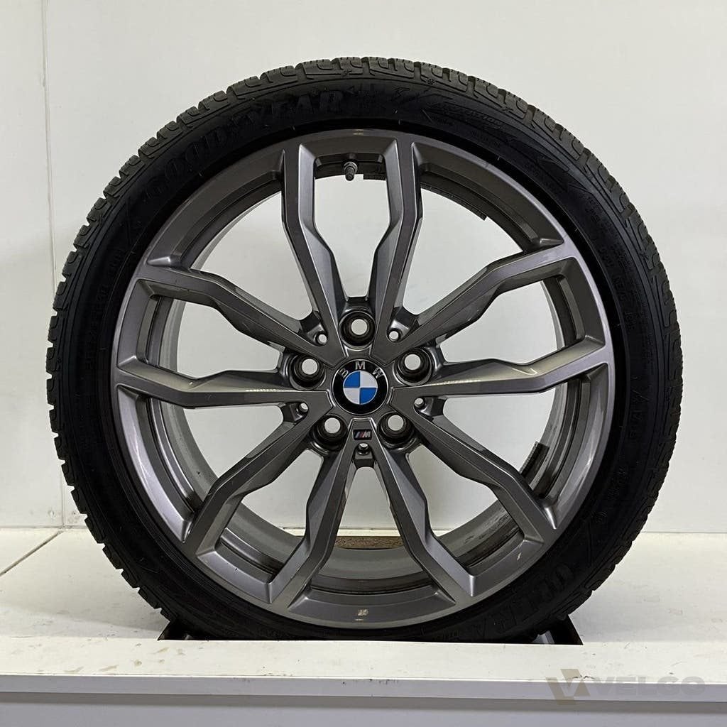 BMW X1 F48 X2 F39 SET VELGEN + WINTERBANDEN 18 INCH 711M, 18 inch, Gebruikt, Banden en Velgen, Info@velgo.nl