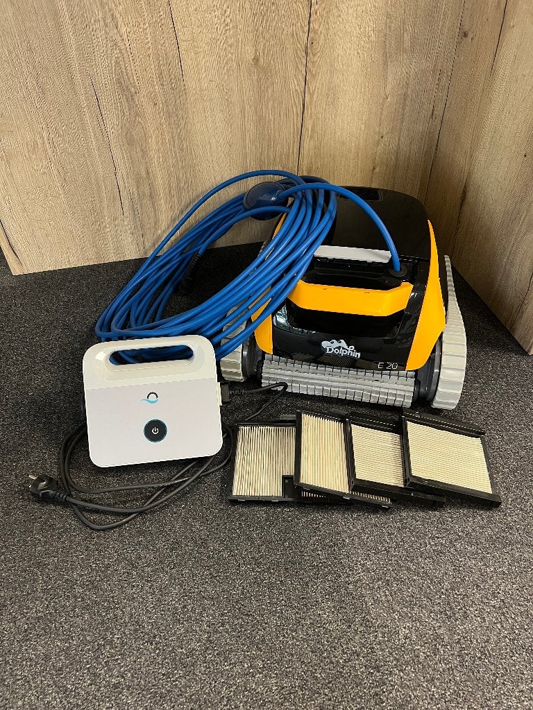 Dolphin zwembadrobot E20 + Ultrafijne filters, Ophalen of Verzenden, Zo goed als nieuw, Reinigingsmiddel
