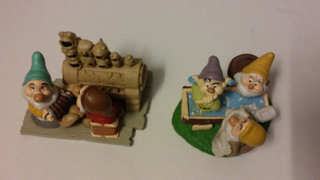 Sneeuwwitje Dwergen Disney Store vintage figuren set pvc, Verzamelen, Poppetjes en Figuurtjes, Ophalen of Verzenden, Gebruikt