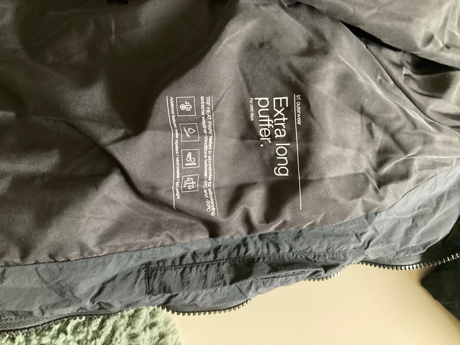 Zara Extra Lange Puffer Jas Zwart Maat M, Ophalen of Verzenden, Zo goed als nieuw, Maat 38/40 (M), Zwart